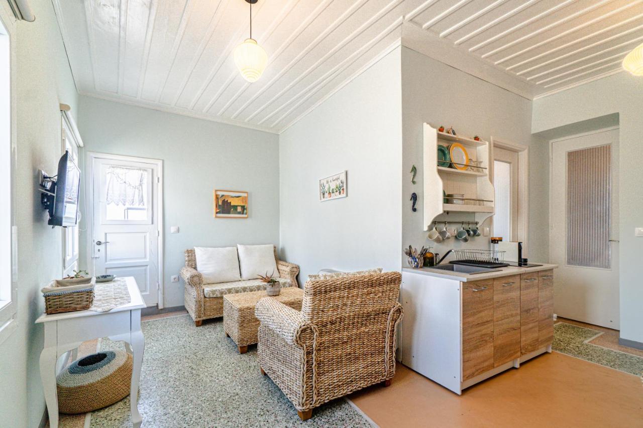 Castel Abaso Boutique Apartments By Explore Andros Exterior foto